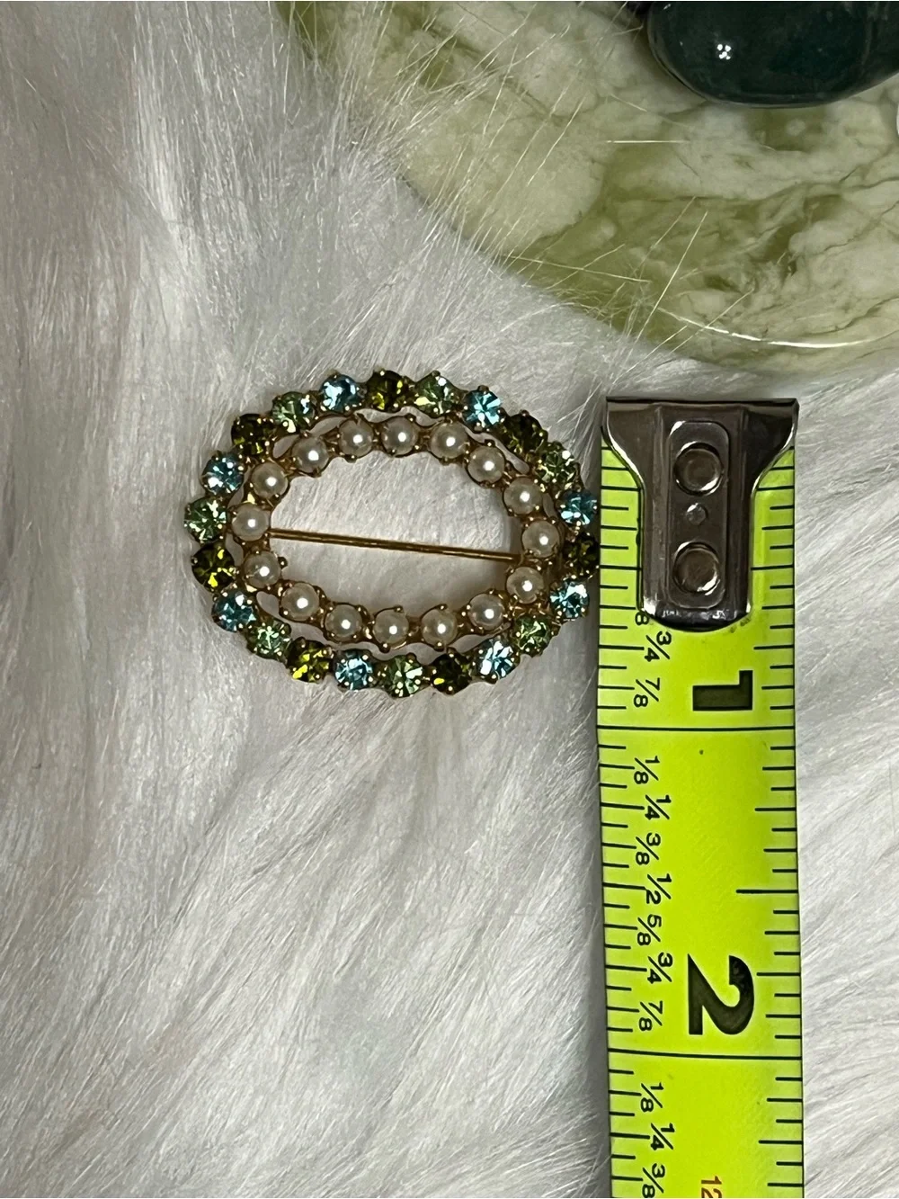 Small Vintage Rhinestone Pearl Brooch